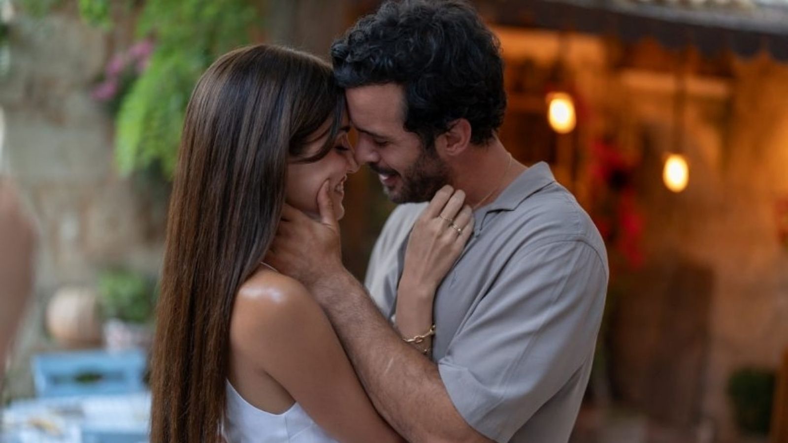 Aşkı Hatırla'nın Sevişme Sahneleri Gündemi Sarstı: Sabancı Ailesi ve Erçel-Kan Sabancı İlişkisi Üzerindeki Gölge