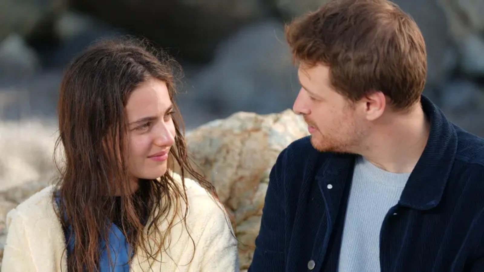 Ava Yaman: Taşacak Bu Deniz'deki Eleni Miryani ve Kariyer Yolculuğu