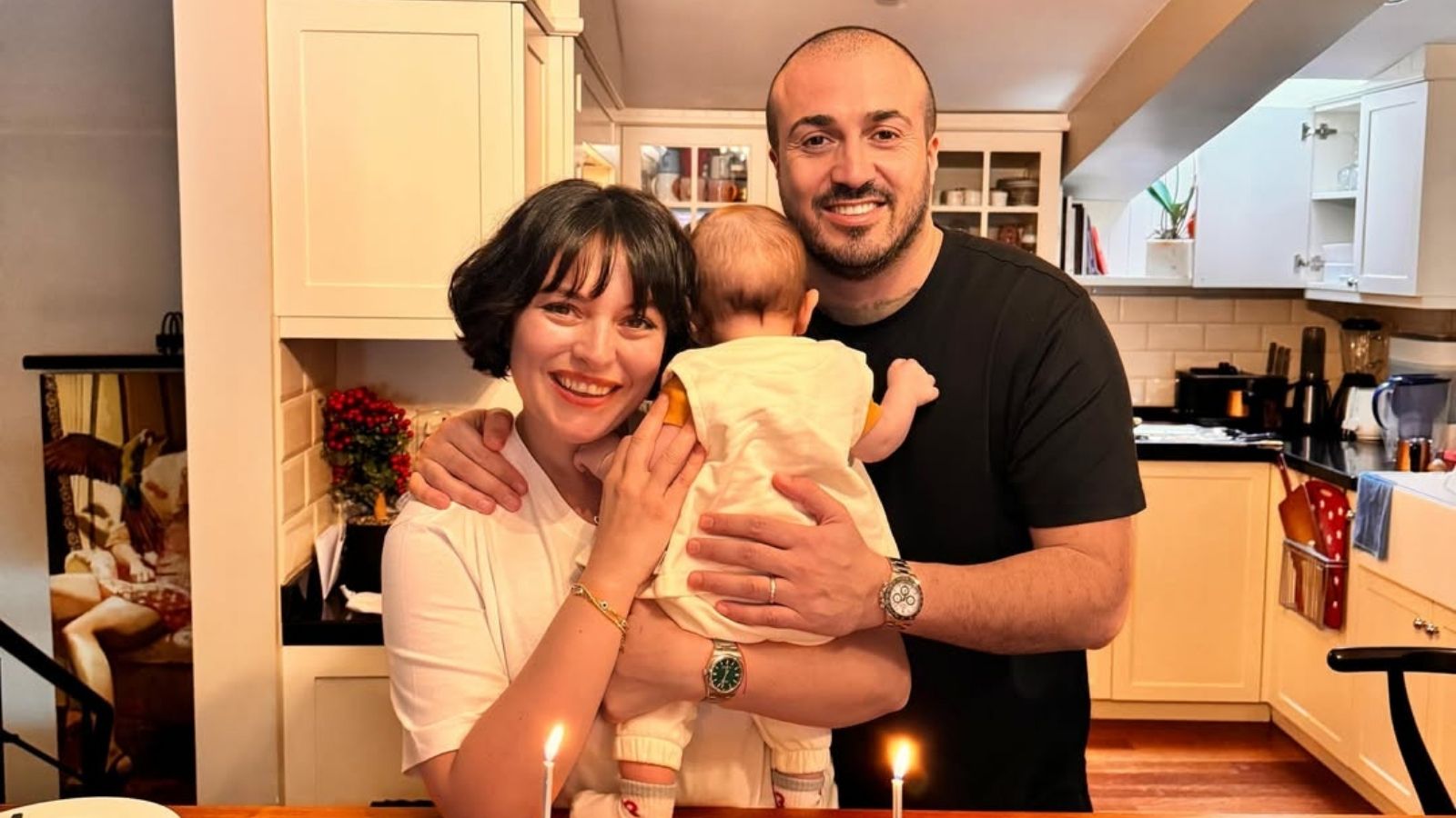 Ezgi Mola ve Mustafa Aksakallı’nın Evliliğine Sönmüş Işık: Tek Celsede Boşanma Açıklaması