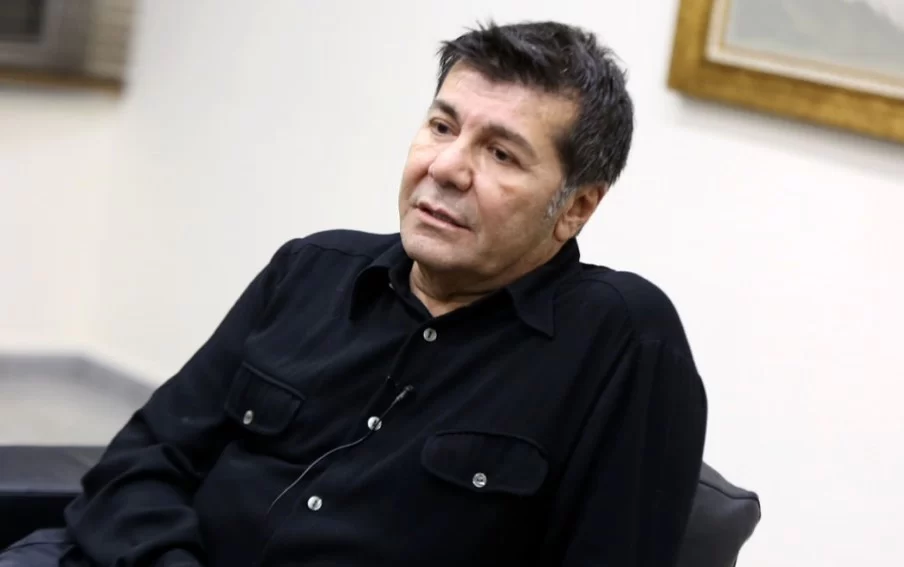 Hakkı Ergök: Tiyatrodan Edebiyata Çok Yönlü Bir Sanatçı