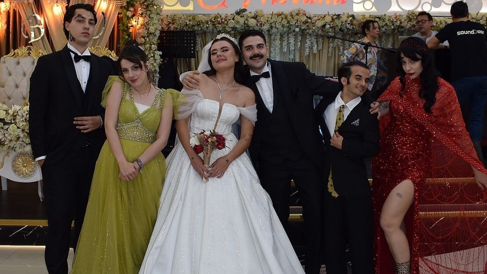 Hasçelikler ve The City: Ekran Dışında Yaşanan Gerginliklerden Sosyal Medyada Büyüyen Yankılar