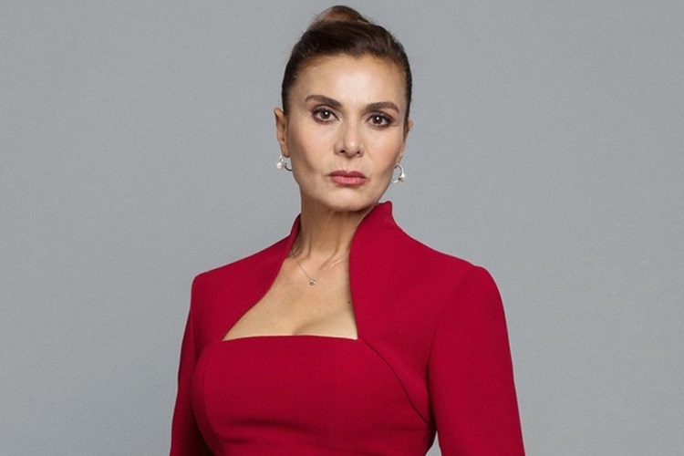 Hatice Aslan’ın Hayatı ve Kariyeri