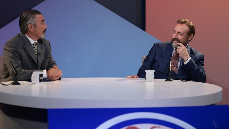 Kral Kaybederse: 20. Bölüm Sıra Dışı Bir Dönemeç ve Güçler Mücadelesi