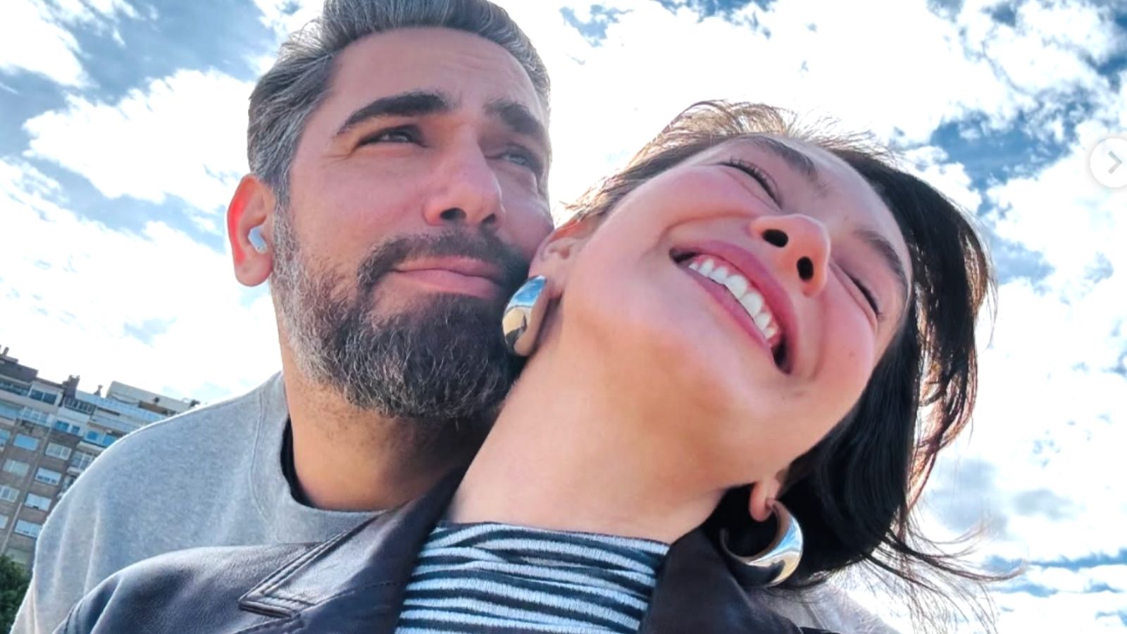 Neslihan Atagül ve Kadir Doğulu'dan Mutlu Bebek Haberi