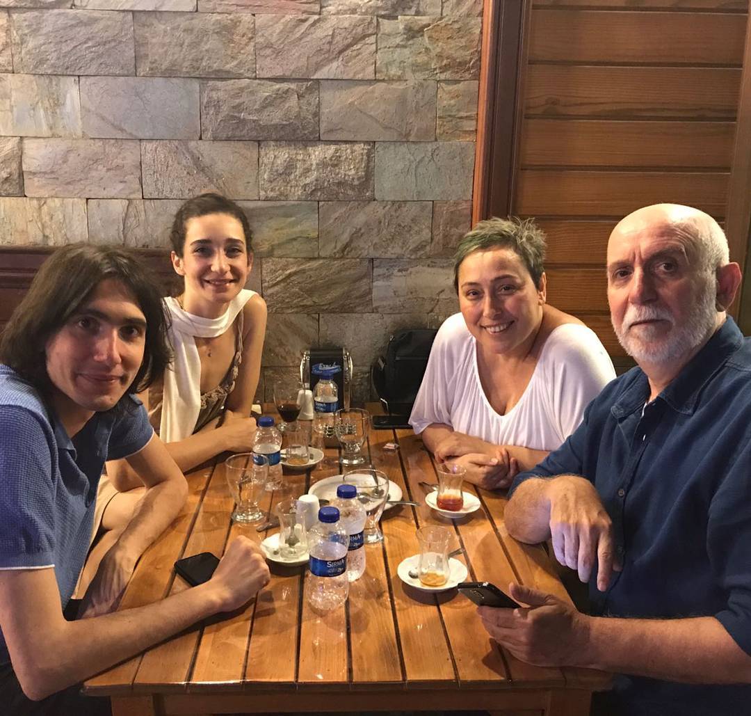 Ünlü Senarist Hülya Koper Hayatını Kaybetti