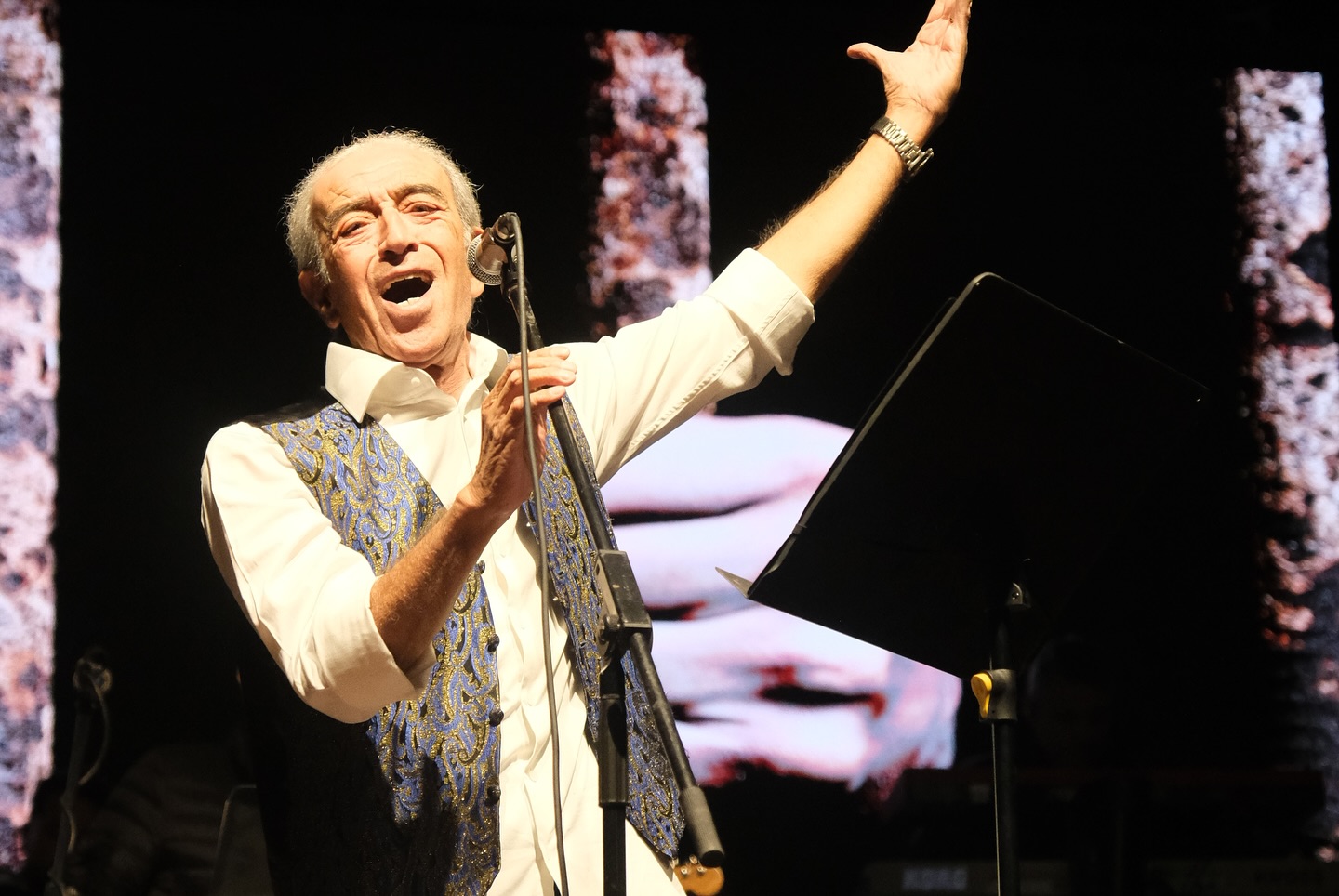 Usta Müzisyen Edip Akbayram Hayatını Kaybetti