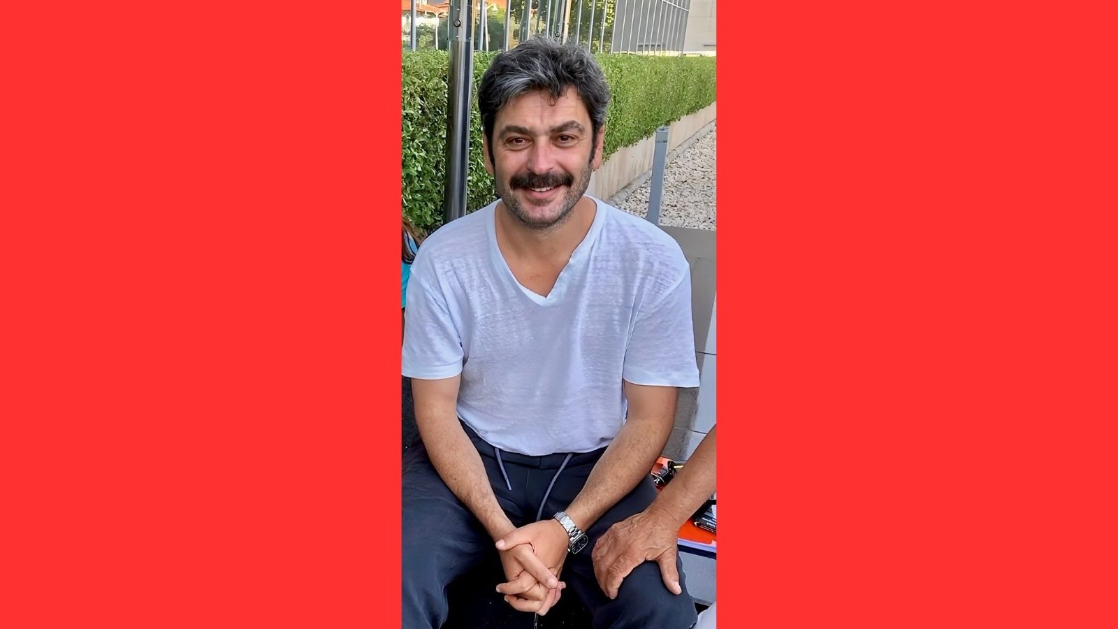 Uzak Şehir'in Başrolü Tatilde: Ozan Akbaba'da Görünümde Büyük Değişiklik