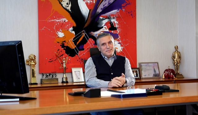 Yağmur Yüksel'in Yeni Projesi 'Kızgın Topraklar'